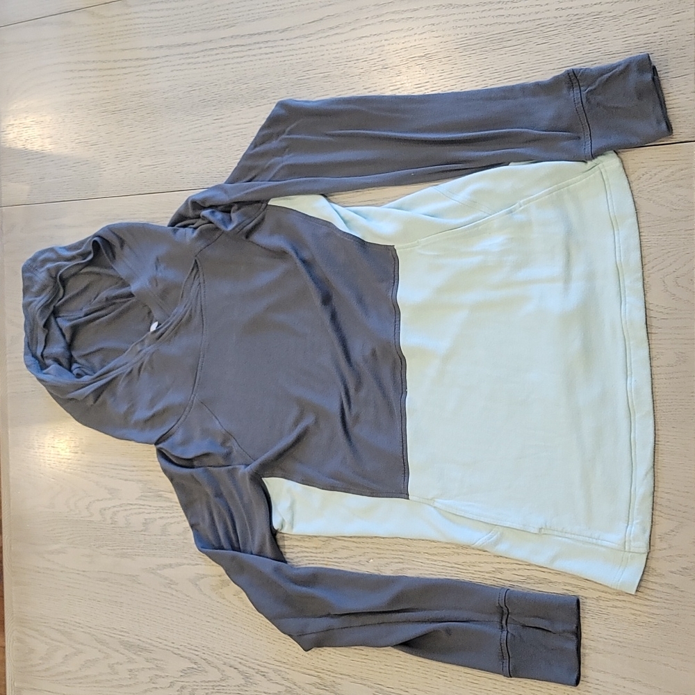 41 Hawthorn Hoodie